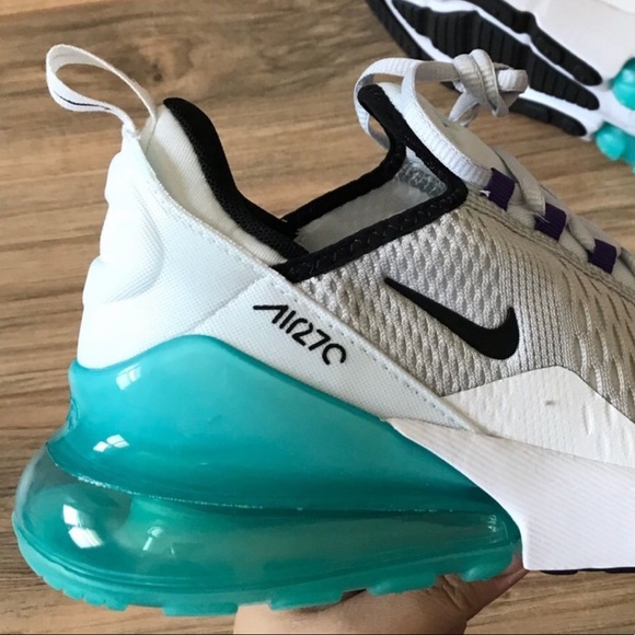 Nike Air Max 270 - Picture 3 of 6
